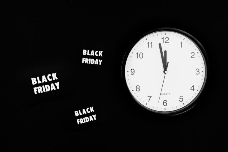 black friday clock